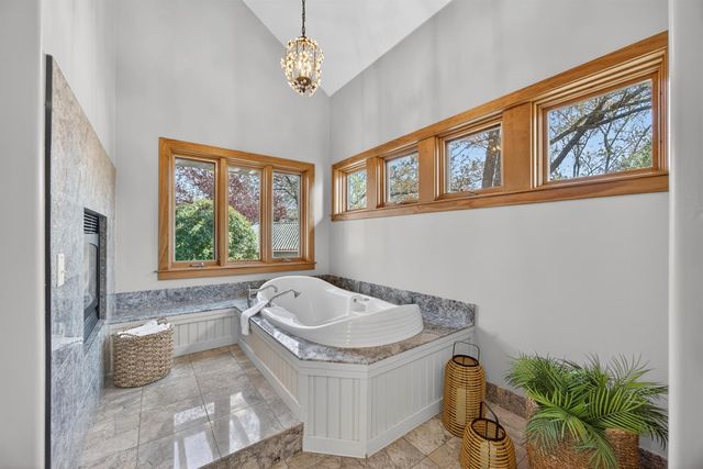 16096 Perimeter Rd, Grass Valley, CA 95949