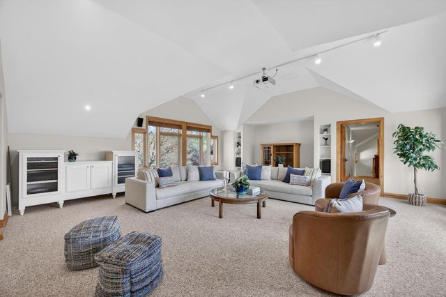 16096 Perimeter Rd, Grass Valley, CA 95949