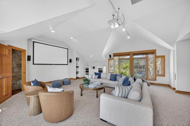 16096 Perimeter Rd, Grass Valley, CA 95949