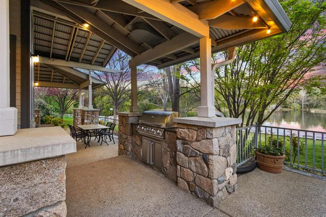 16096 Perimeter Rd, Grass Valley, CA 95949