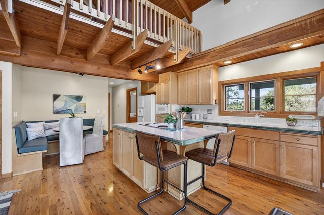 16096 Perimeter Rd, Grass Valley, CA 95949