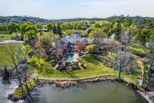 16096 Perimeter Rd, Grass Valley, CA 95949