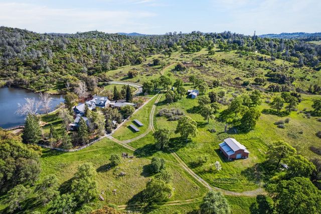 16096 Perimeter Rd, Grass Valley, CA 95949