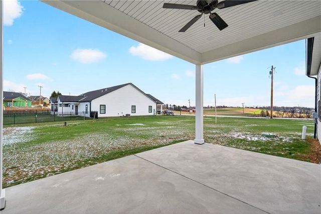 1167 VALLEY CLUB 115, Penn Twp, PA 15642