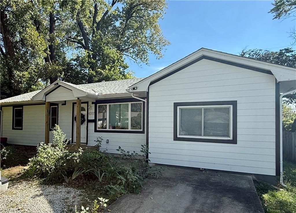 4207 E 115th Street, Kansas City, MO 64137