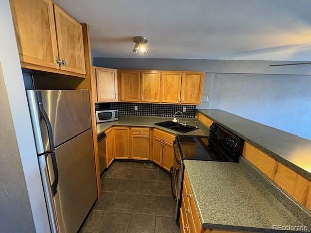 1121 Albion St 906, Denver, CO 80220