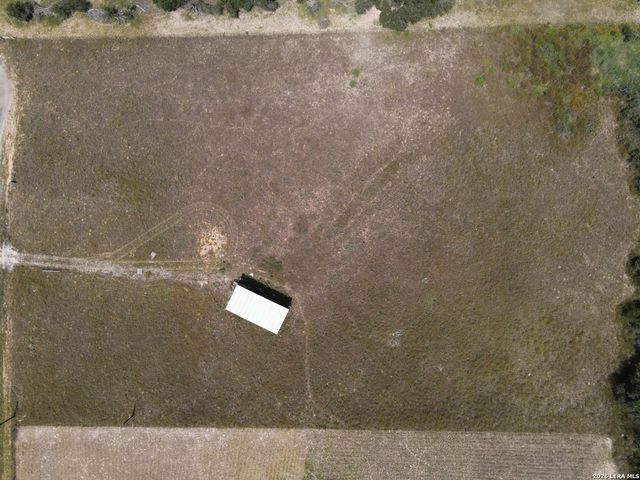 468 MASKE RD, Somerset, TX 78069