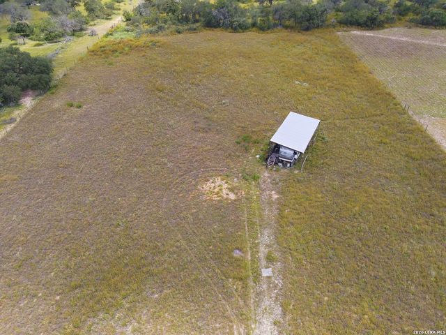 468 MASKE RD, Somerset, TX 78069