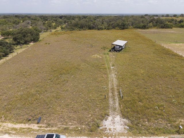 468 MASKE RD, Somerset, TX 78069