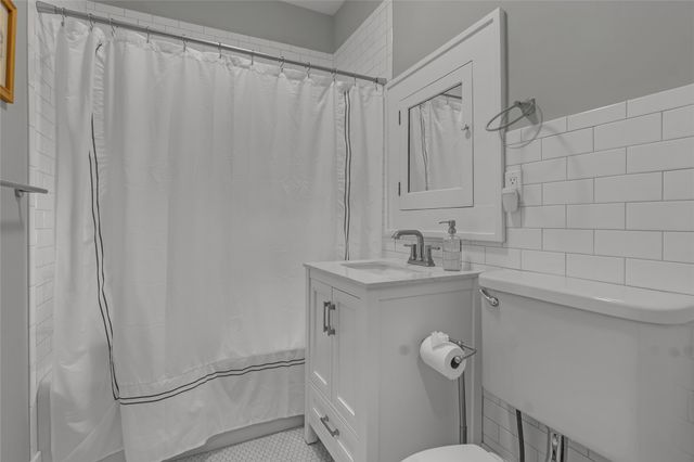 1819 E 16th Place, Tulsa, OK 74104