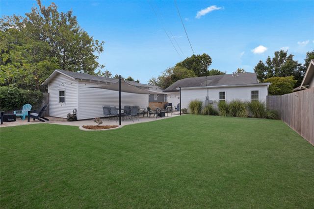 1819 E 16th Place, Tulsa, OK 74104