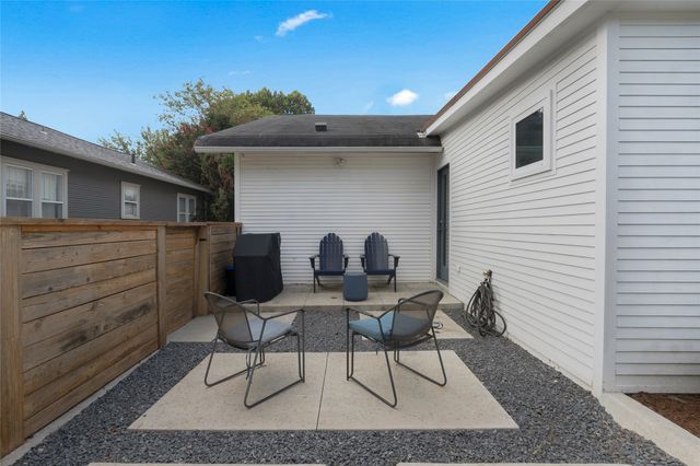 1819 E 16th Place, Tulsa, OK 74104