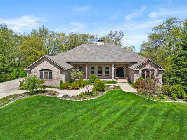 505 Brittany Lane, Dyer, IN 46311