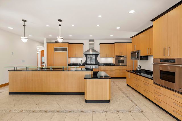 505 Brittany Lane, Dyer, IN 46311