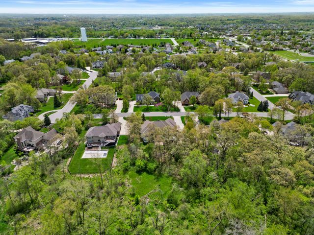 505 Brittany Lane, Dyer, IN 46311