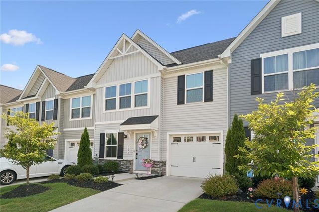 7242 Peyton Randolph Ln, New Kent, VA 23124
