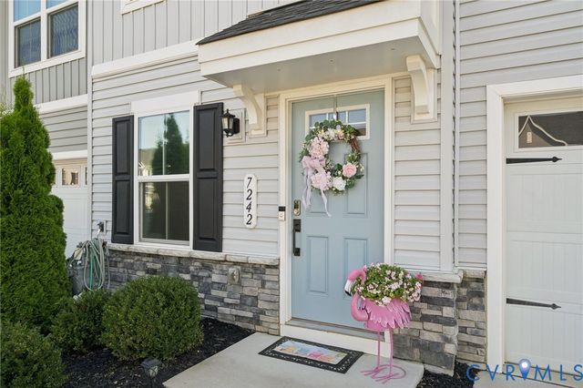 7242 Peyton Randolph Ln, New Kent, VA 23124