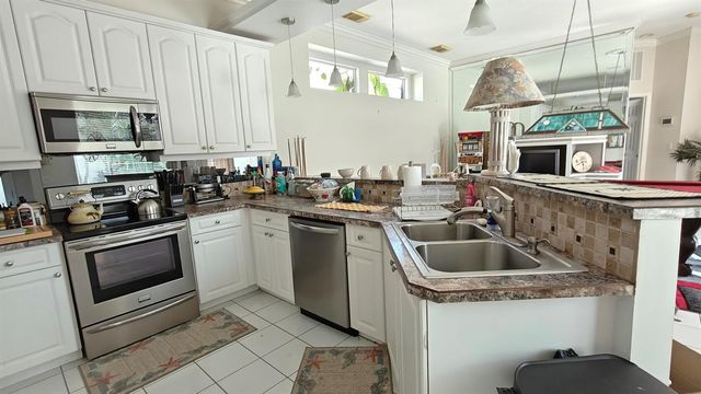 588 SW Saint Johns Bay, Port St. Lucie, FL 34986