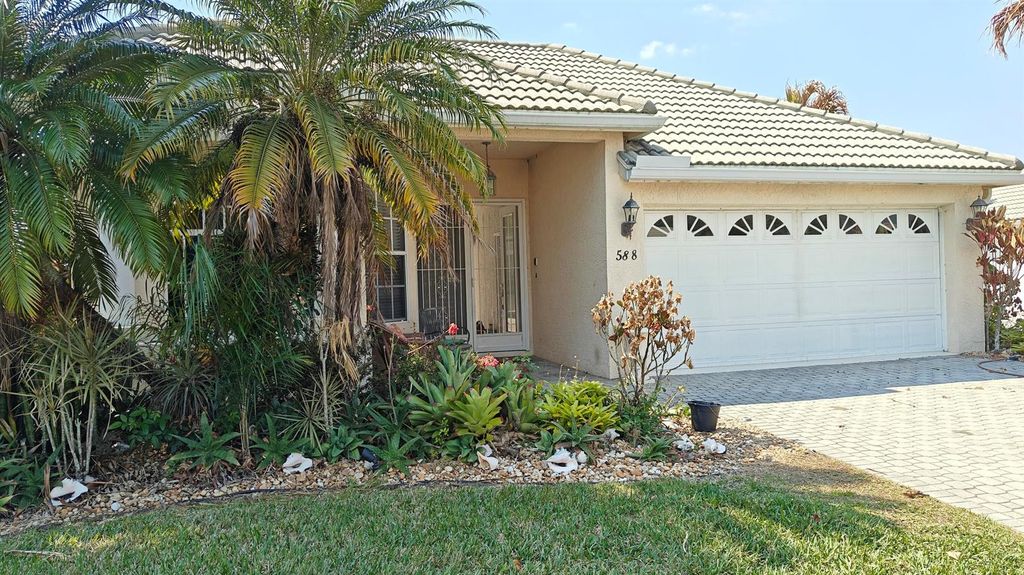 588 SW Saint Johns Bay, Port St. Lucie, FL 34986