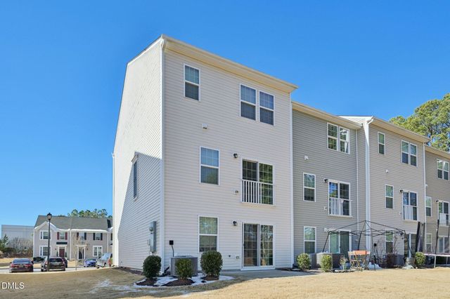 8744 Red Canyon Way, Raleigh, NC 27616