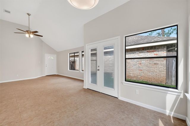 13825 Purplemartin Street, Houston, TX 77083
