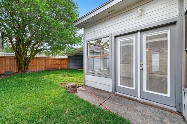 13825 Purplemartin Street, Houston, TX 77083