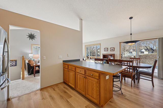 6112 Creek Line Drive, Minnetonka, MN 55345