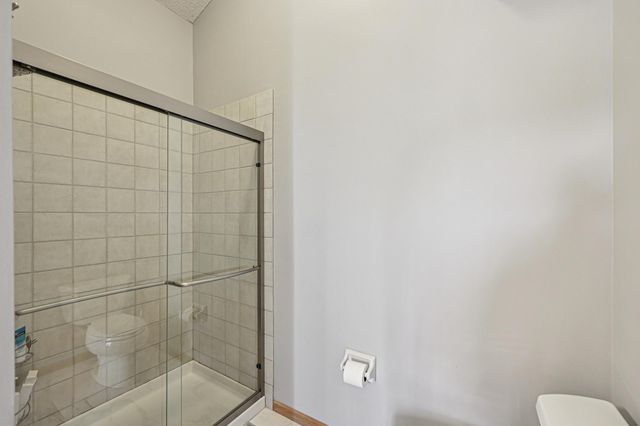 6112 Creek Line Drive, Minnetonka, MN 55345