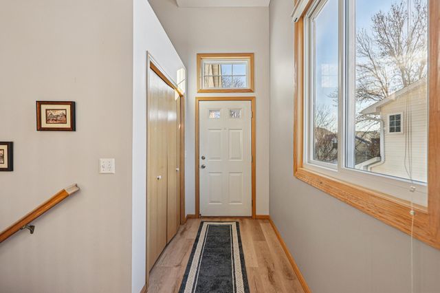 6112 Creek Line Drive, Minnetonka, MN 55345