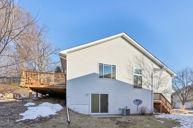 6112 Creek Line Drive, Minnetonka, MN 55345