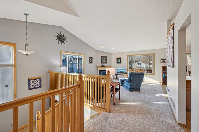 6112 Creek Line Drive, Minnetonka, MN 55345