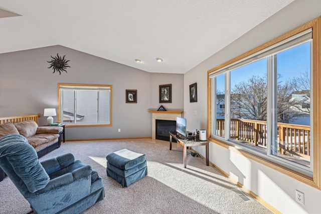 6112 Creek Line Drive, Minnetonka, MN 55345