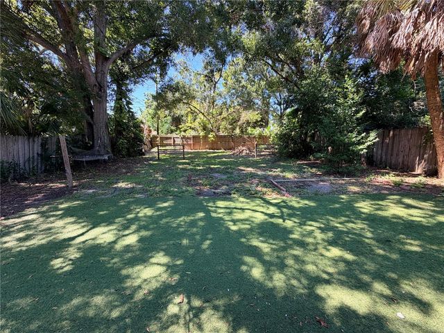 2401 QUINCY STREET S, St Petersburg, FL 33711