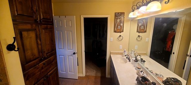 110 Palo Pinto Dr, Rockport, TX 78382