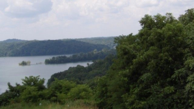 4 F Trout Lane, Hilham, TN 38568