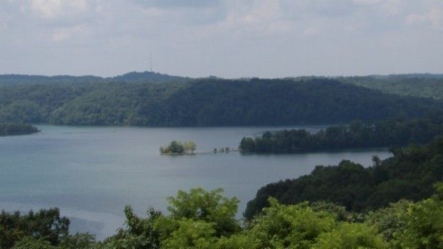 4 F Trout Lane, Hilham, TN 38568