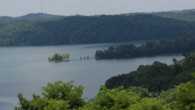 4 F Trout Lane, Hilham, TN 38568