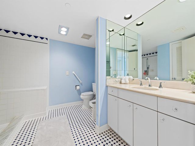 2727 S Ocean Boulevard 304, Highland Beach, FL 33487