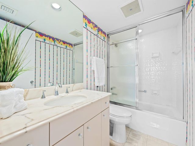 2727 S Ocean Boulevard 304, Highland Beach, FL 33487