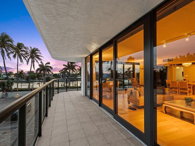 2727 S Ocean Boulevard 304, Highland Beach, FL 33487