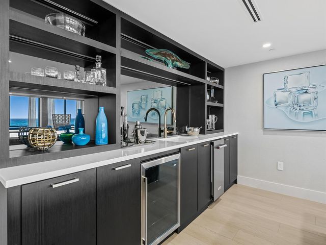 2727 S Ocean Boulevard 304, Highland Beach, FL 33487