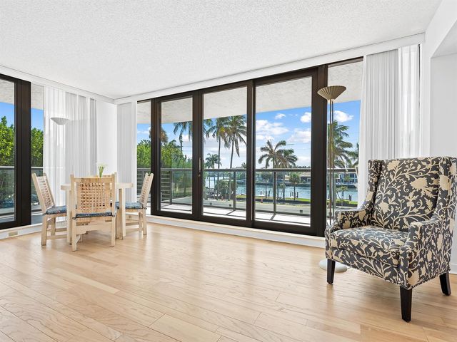 2727 S Ocean Boulevard 304, Highland Beach, FL 33487