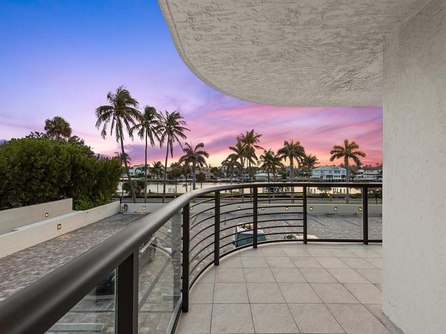 2727 S Ocean Boulevard 304, Highland Beach, FL 33487