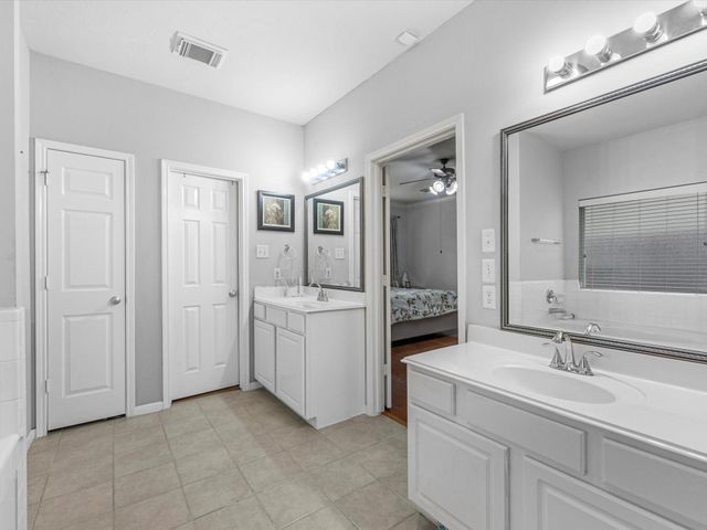 2507 Stonebury Lane, Sugar Land, TX 77479