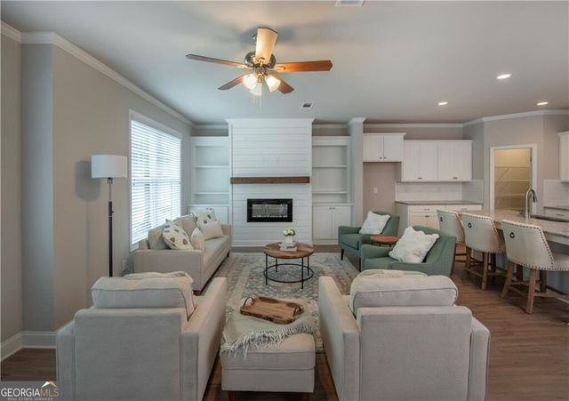 5369 Gray Birch Bend, Flowery Branch, GA 30542