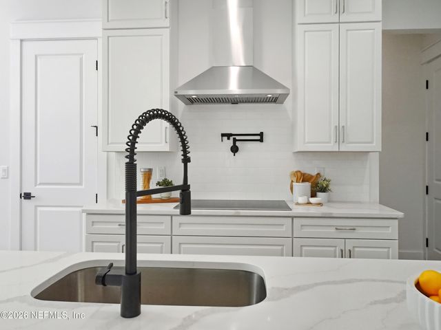 904 BARBARA LANE Lane, Jacksonville Beach, FL 32250