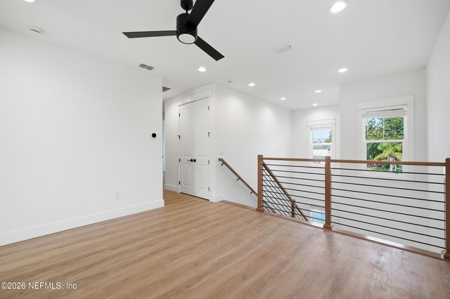 904 BARBARA LANE Lane, Jacksonville Beach, FL 32250