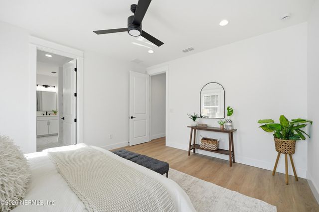 904 BARBARA LANE Lane, Jacksonville Beach, FL 32250