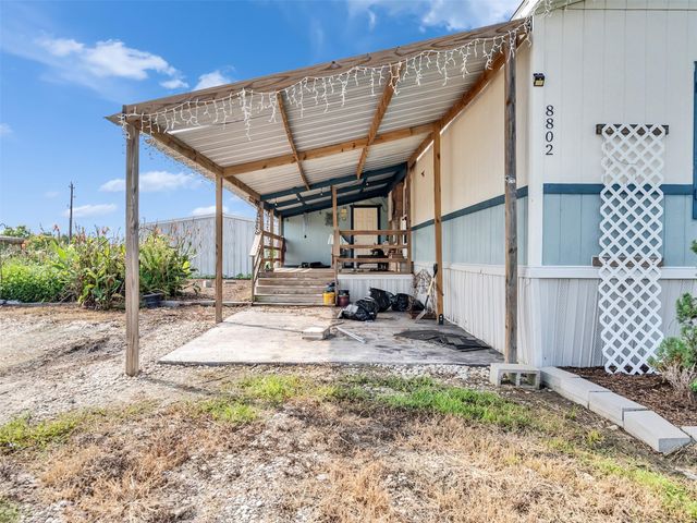 8802 Los Robles Avenue, Alvin, TX 77511