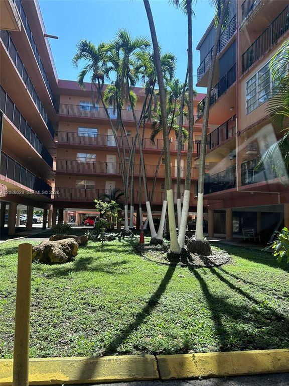 1990 W 56th Street 1320, Hialeah, FL 33012